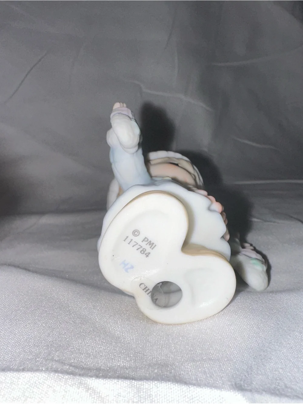Precious Moments S’Mitten Christmas 2004 Ornament 117784